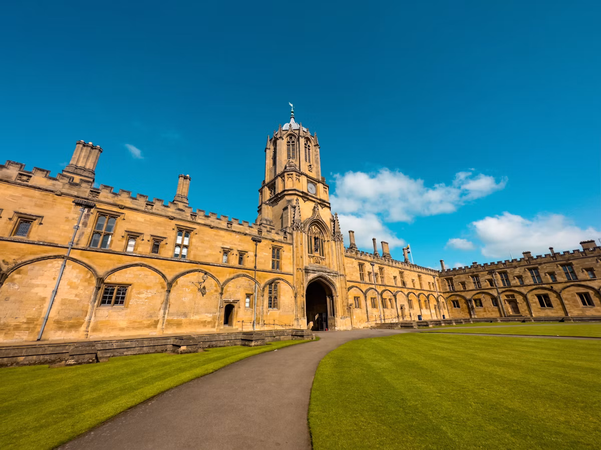牛津剑桥双学府巡礼 | 英国 康河泛舟+国王学院+哈利波特回廊 1日私享高定游